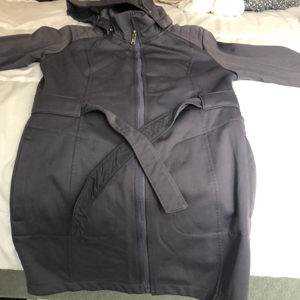 North face rain jacket - Picture 5 of 12